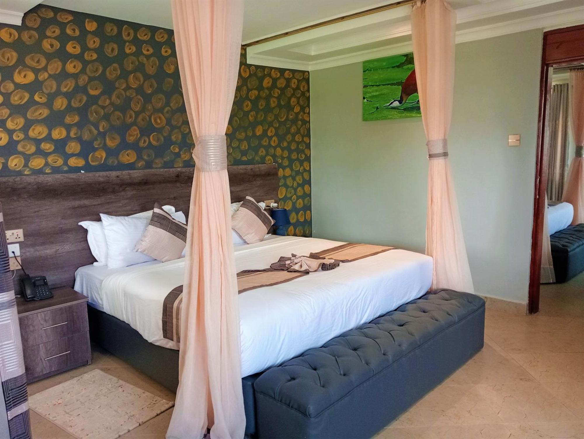 Jaqanaz Resort Naro Moru ภายนอก รูปภาพ