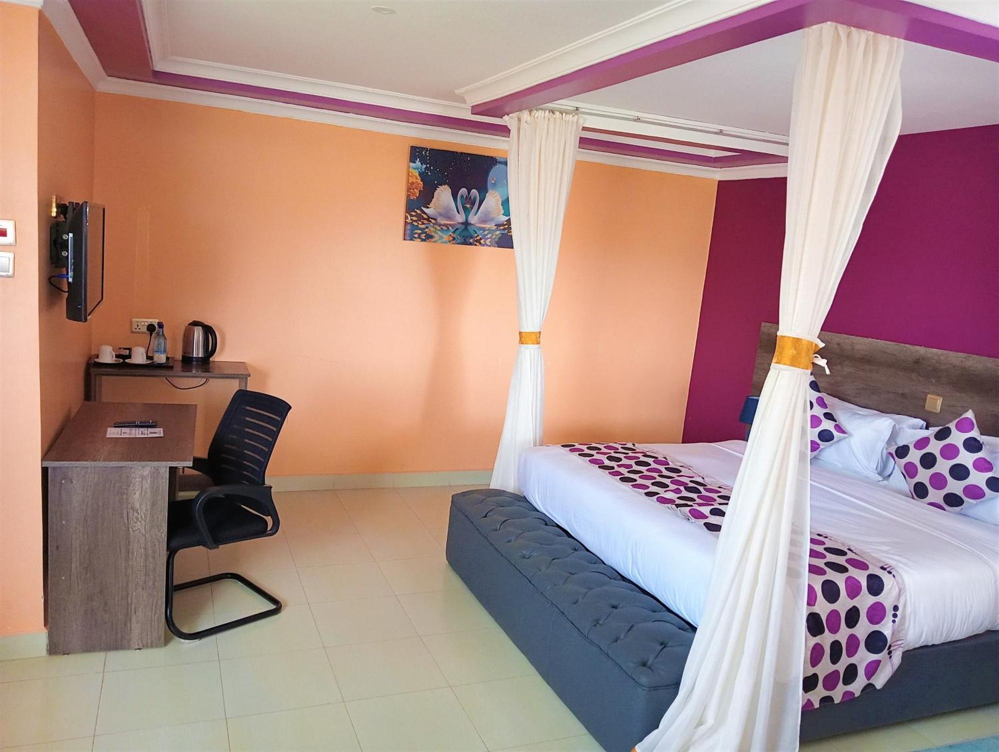 Jaqanaz Resort Naro Moru ภายนอก รูปภาพ